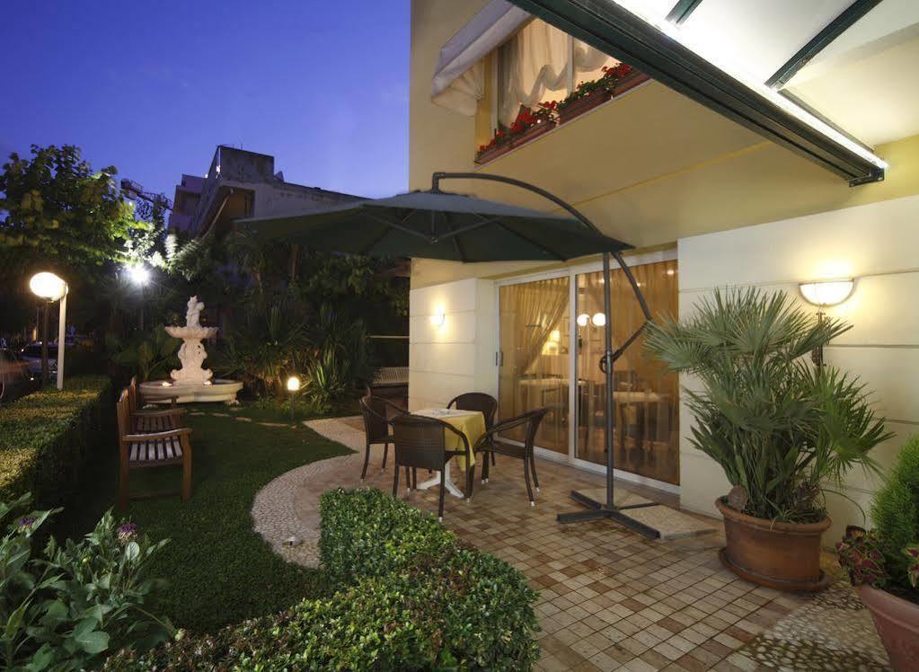 Houston Hotel Rímini
